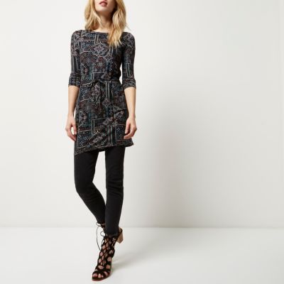 Black printed belted tunic